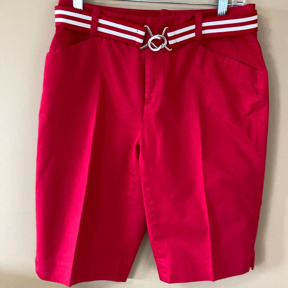 Red Chaps Bermuda Shorts Size 4